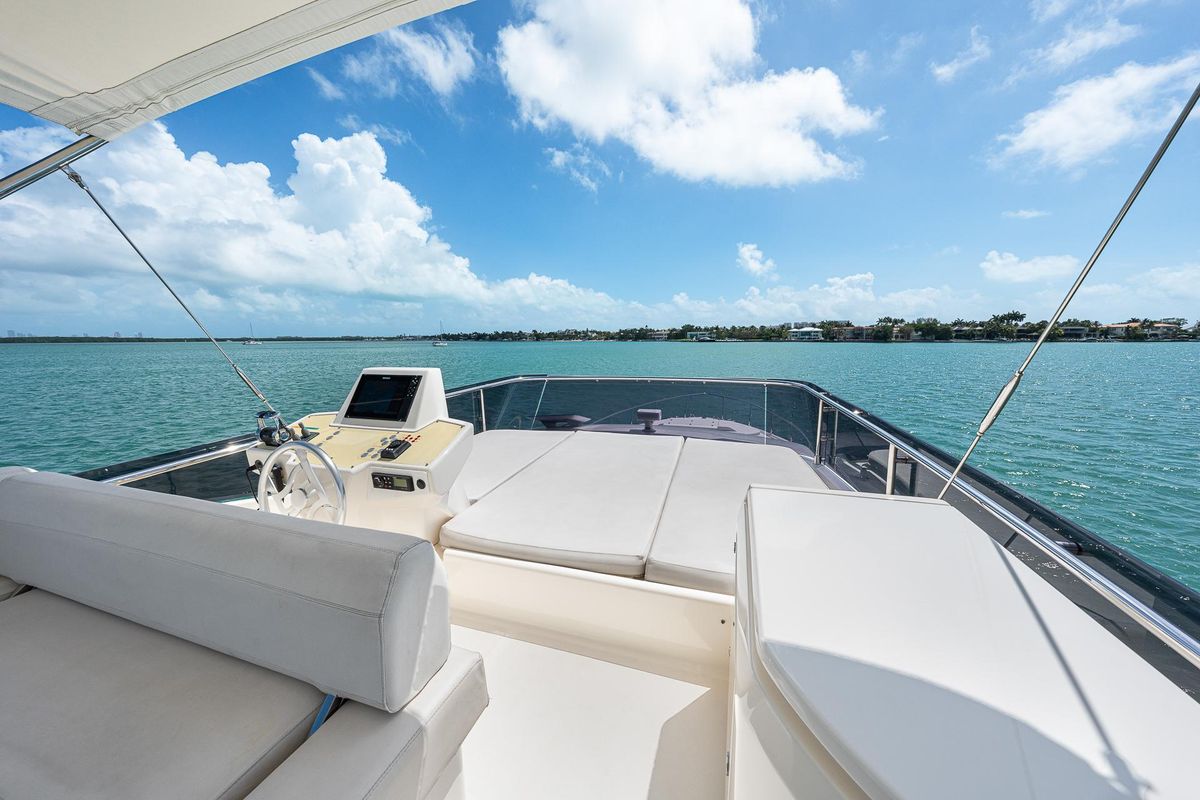2018 Ferretti Yachts 55 