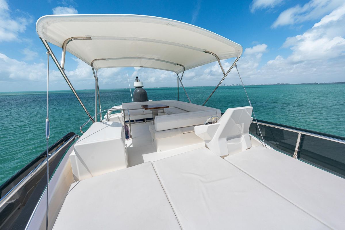 2018 Ferretti Yachts 55 