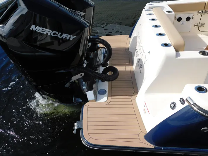 Patriot V Yacht Photos Pics 