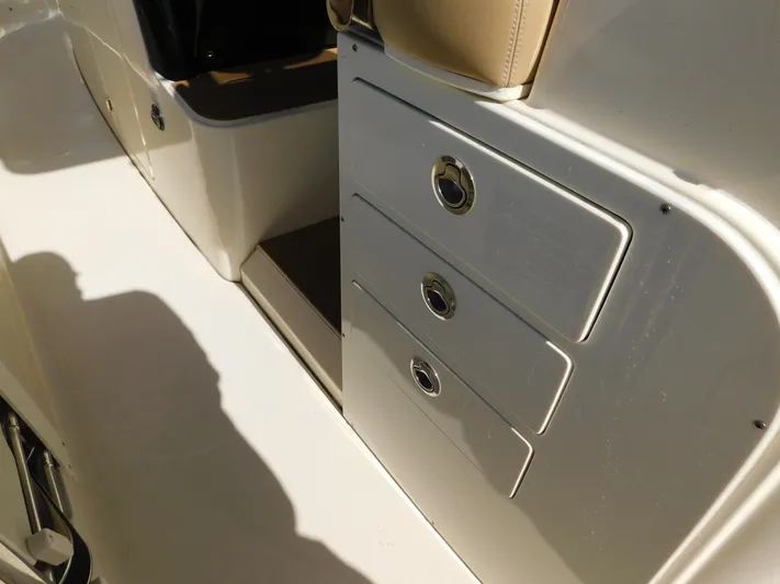 Patriot V Yacht Photos Pics 