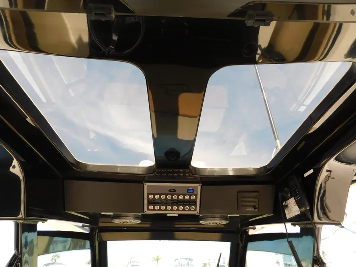 Patriot V Yacht Photos Pics 