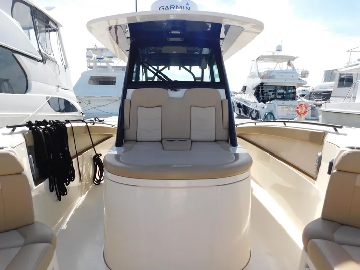 Patriot V Yacht Photos Pics 