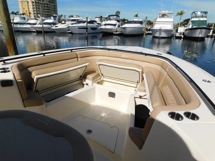 Patriot V Yacht Photos Pics 