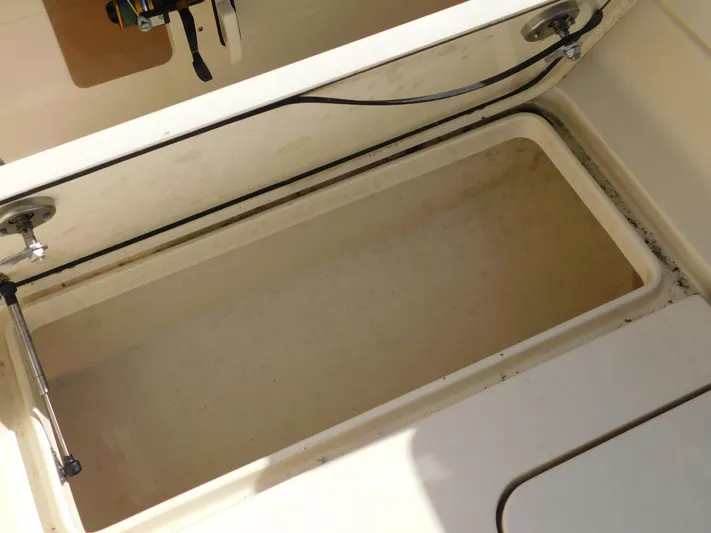 Patriot V Yacht Photos Pics 