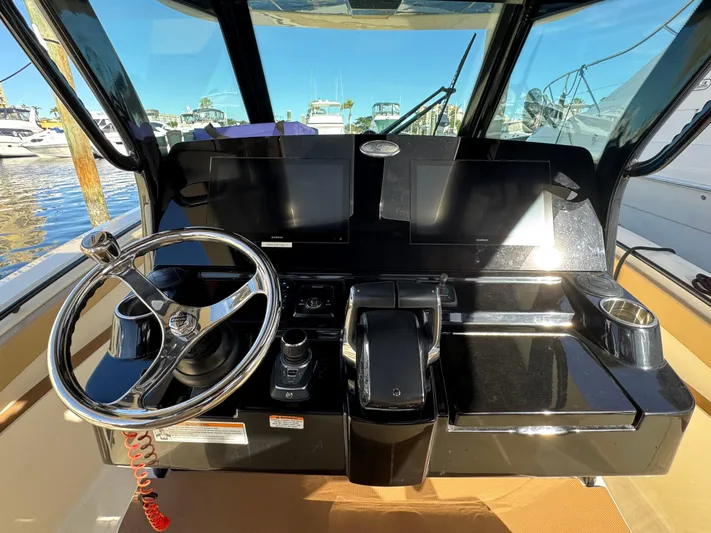 Patriot V Yacht Photos Pics 