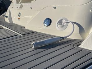 2023 Sea Ray 230 SPX