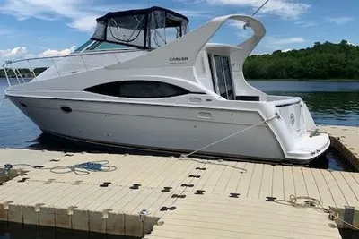 Carver 350 Mariner
