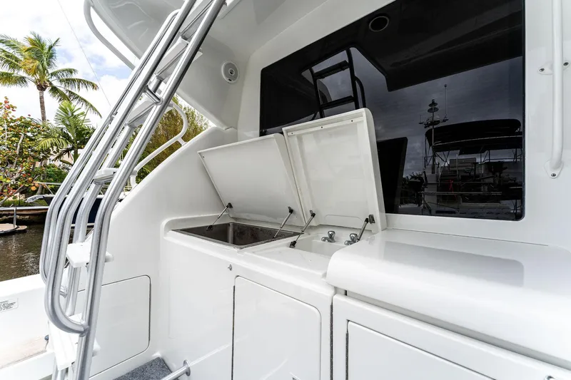 Cara Mia Yacht Photos Pics 