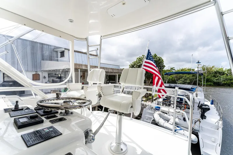 Cara Mia Yacht Photos Pics 