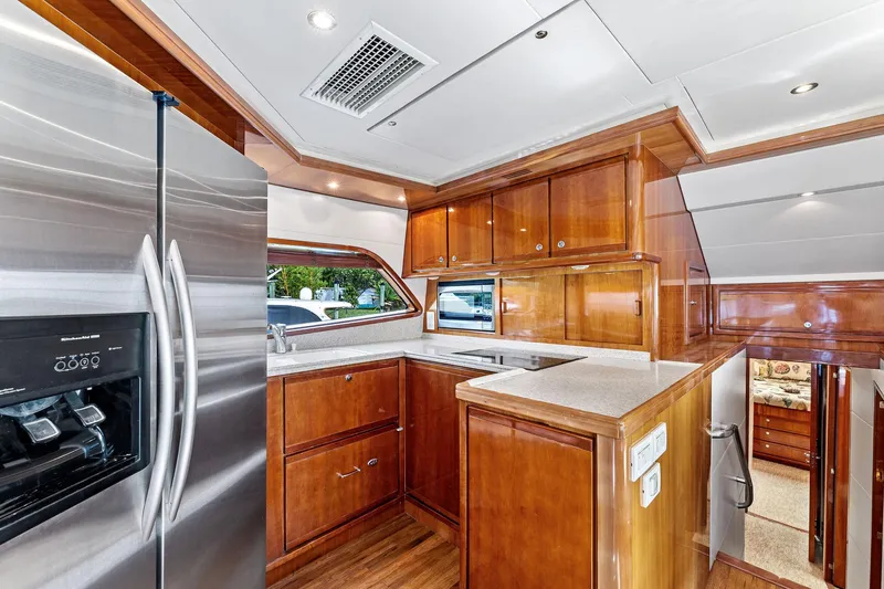 Cara Mia Yacht Photos Pics 