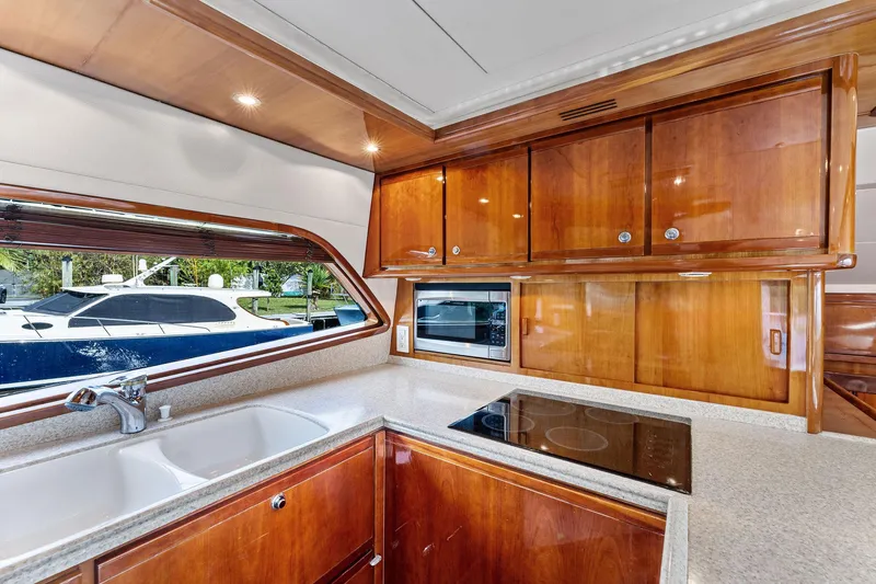 Cara Mia Yacht Photos Pics 