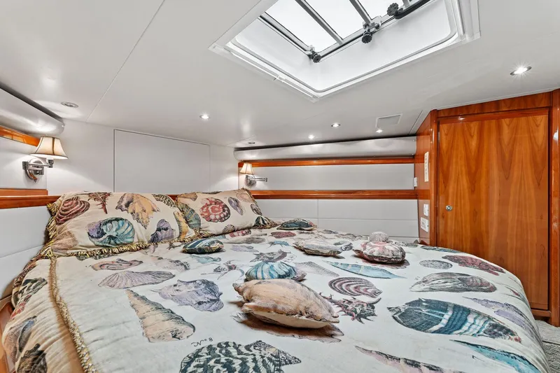 Cara Mia Yacht Photos Pics 