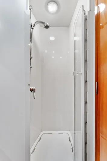 Cara Mia Yacht Photos Pics 