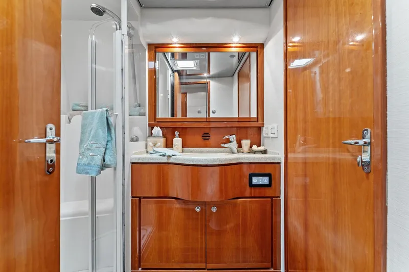 Cara Mia Yacht Photos Pics 