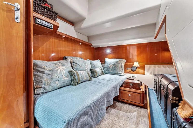 Cara Mia Yacht Photos Pics 