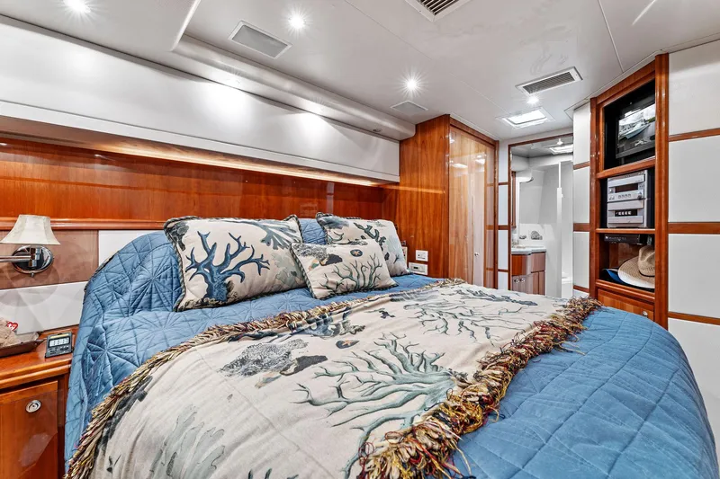 Cara Mia Yacht Photos Pics 