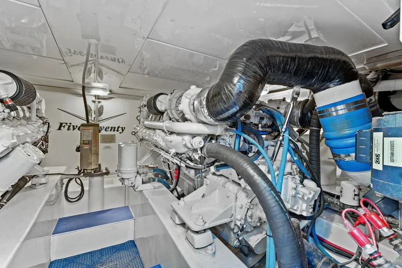 Cara Mia Yacht Photos Pics 