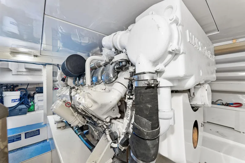 Cara Mia Yacht Photos Pics 