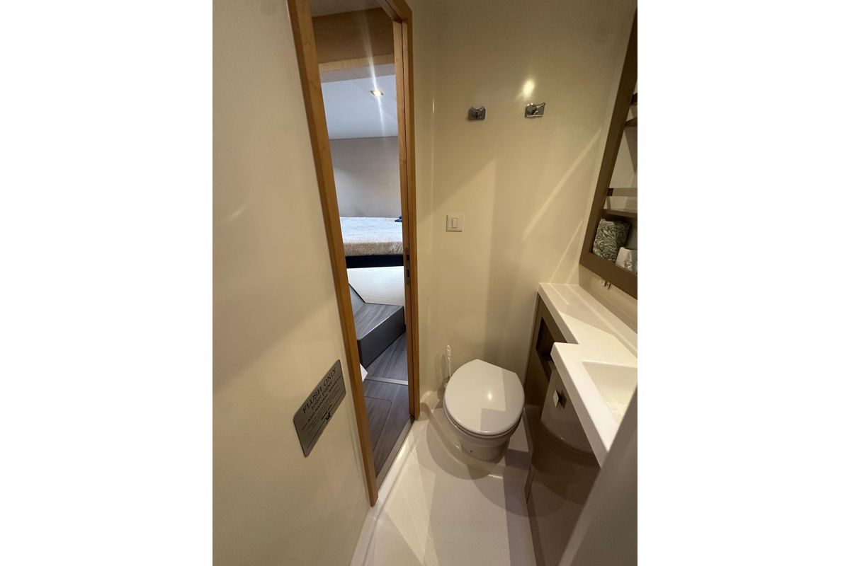 2019 Fountaine Pajot 47 