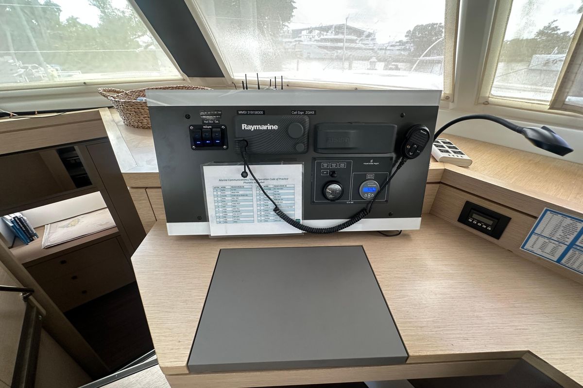 2019 Fountaine Pajot 47 