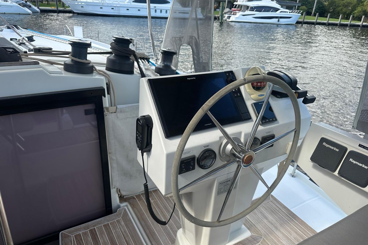 2019 Fountaine Pajot 47 