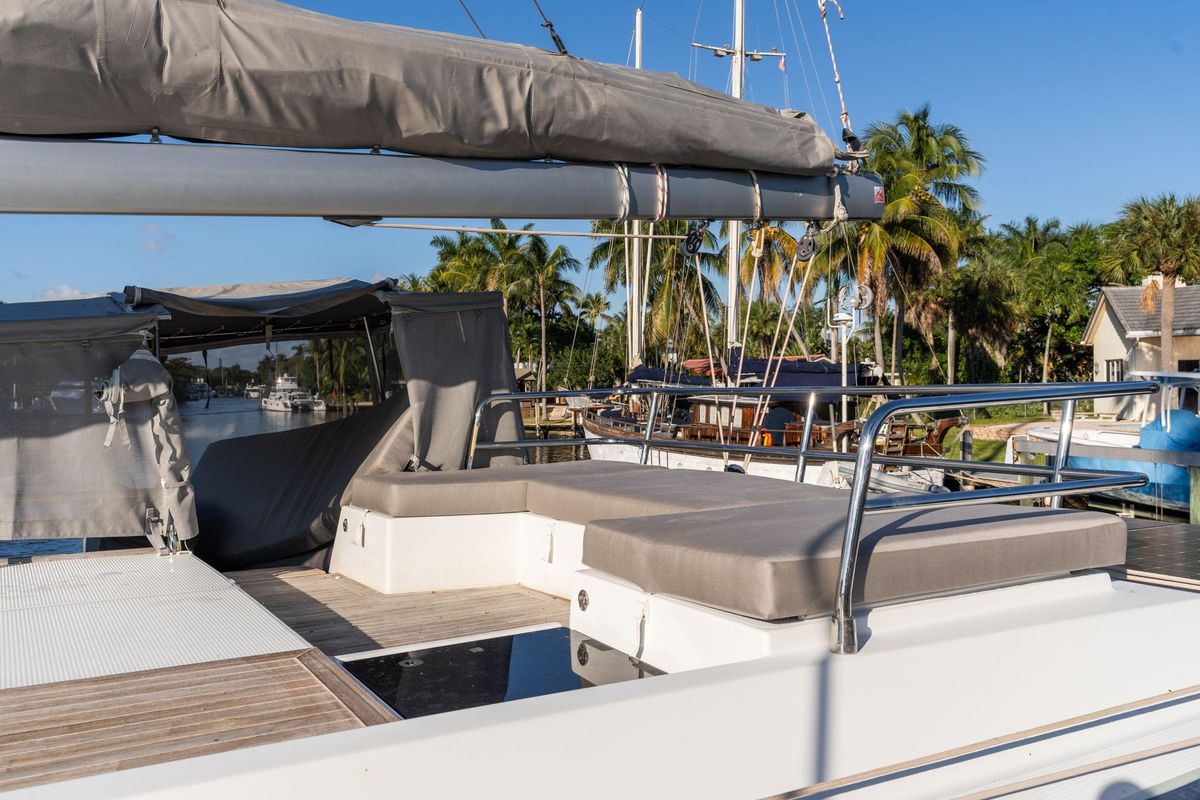 2019 Fountaine Pajot 47 