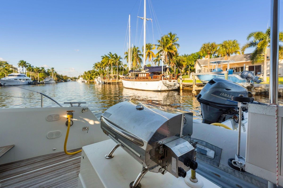 2019 Fountaine Pajot 47 