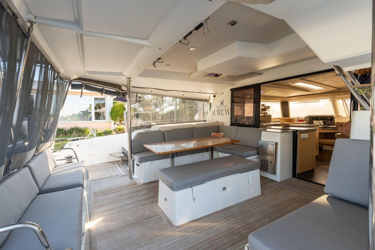 2019 Fountaine Pajot 47 