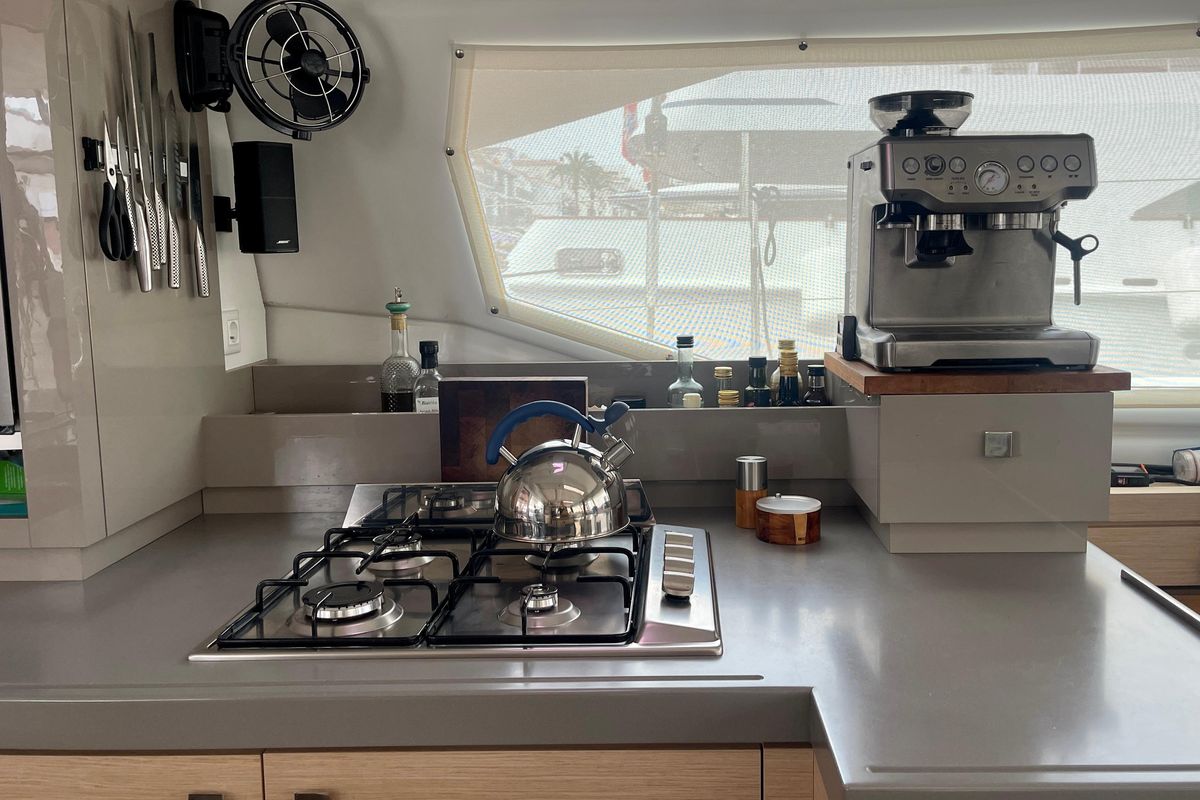 2019 Fountaine Pajot 47 