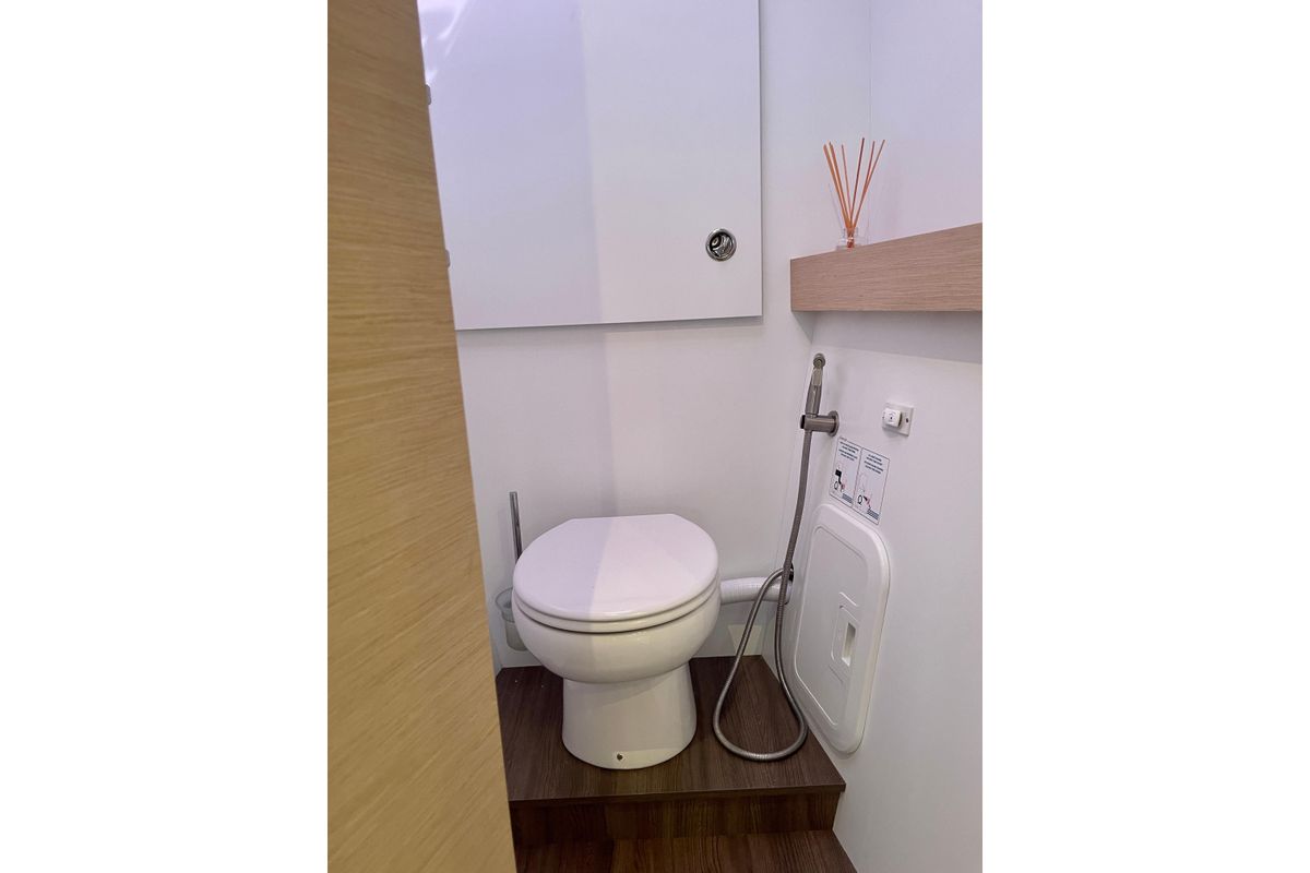 2019 Fountaine Pajot 47 