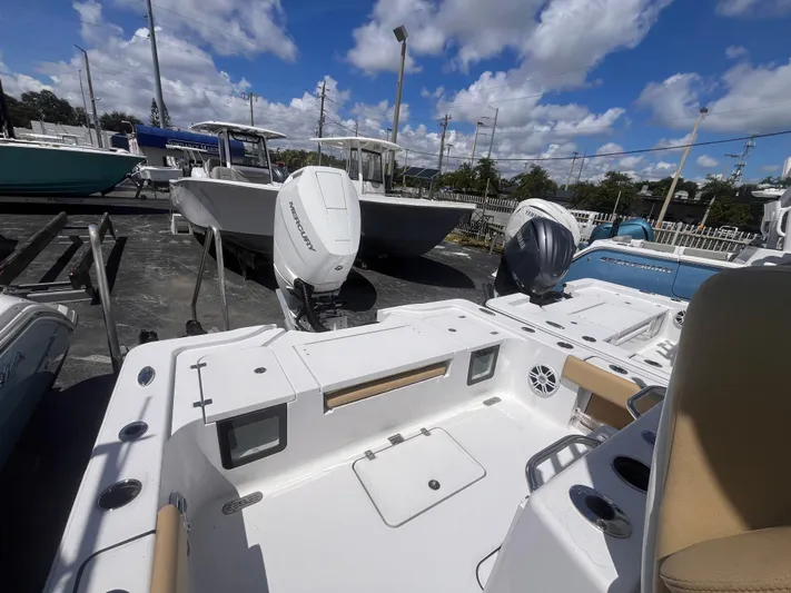  Yacht Photos Pics 2024 SPORTSMAN 267 MASTERS OE - Image 9