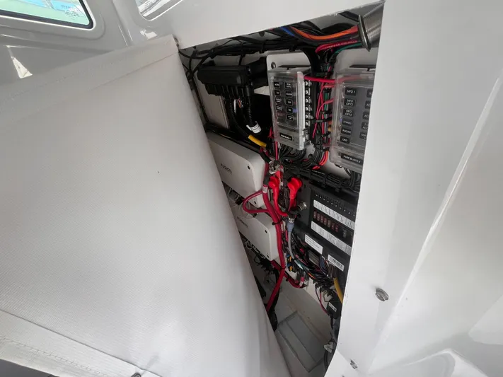  Yacht Photos Pics 2024 SPORTSMAN 267 MASTERS OE - Image 12