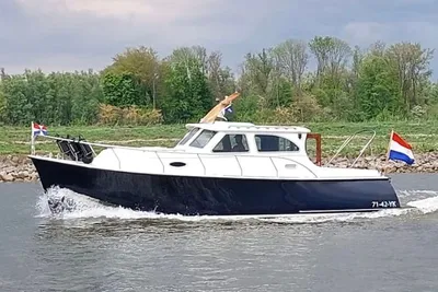 2004 Beluga 30