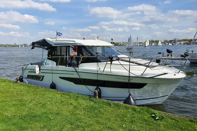 2019 Jeanneau Merry Fisher 895