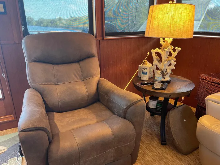 Indigo Yacht Photos Pics 