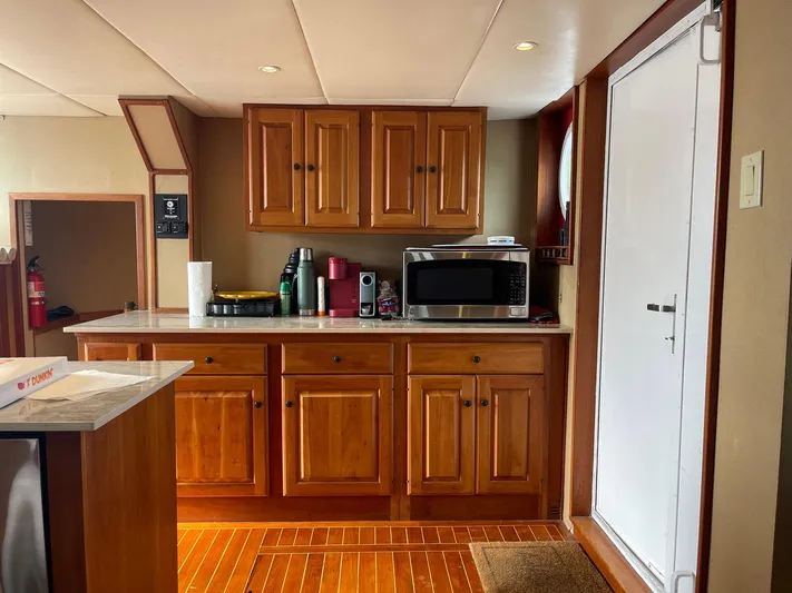 Indigo Yacht Photos Pics 