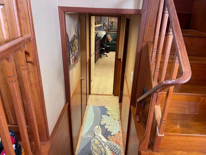 Indigo Yacht Photos Pics 