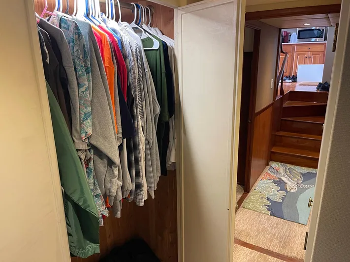 Indigo Yacht Photos Pics 