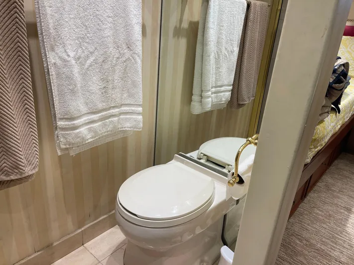 Indigo Yacht Photos Pics 