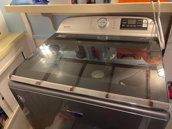 Indigo Yacht Photos Pics 