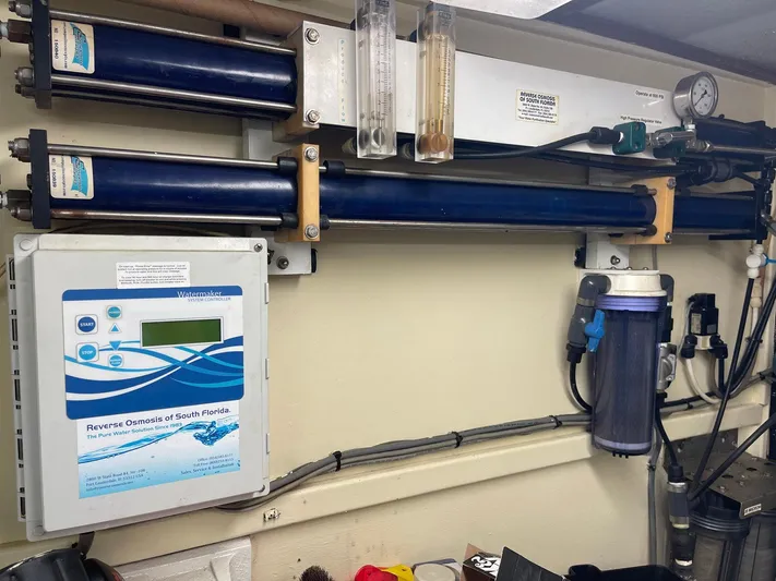 Indigo Yacht Photos Pics 