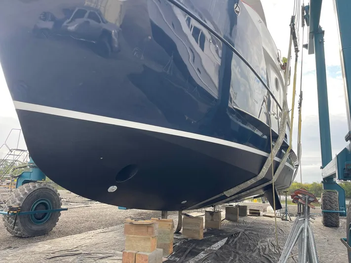 Indigo Yacht Photos Pics 