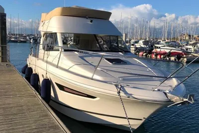 2010 Jeanneau Merry Fisher 10