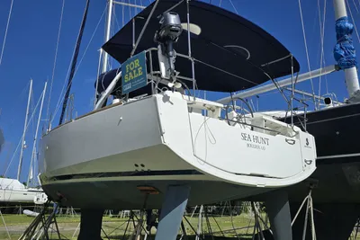 Beneteau 38.1
