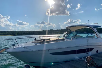 Sea Ray 350 Sundancer