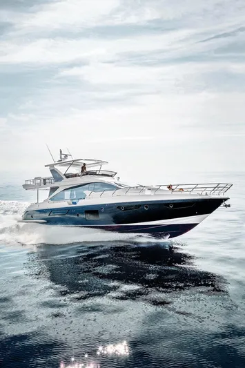  Yacht Photos Pics Manufacturer Provided Image