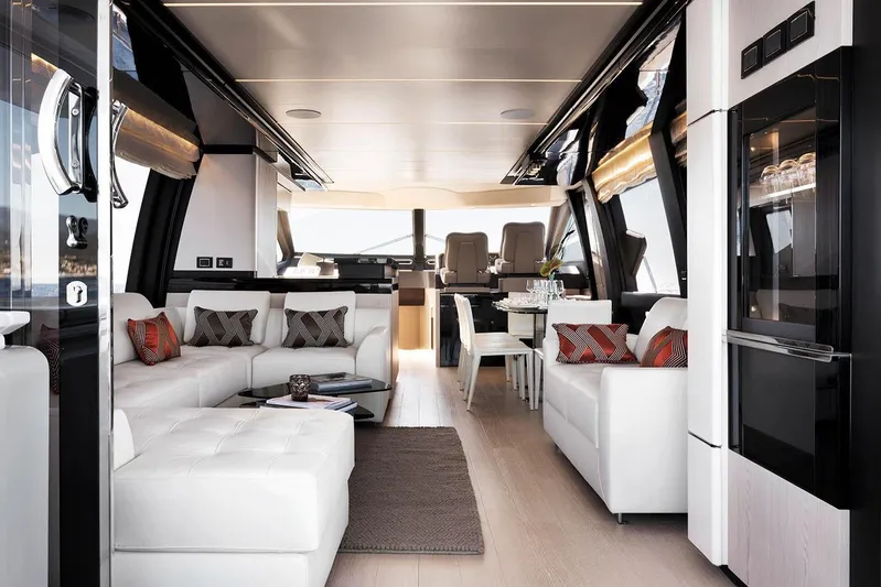  Yacht Photos Pics Manufacturer Provided Image