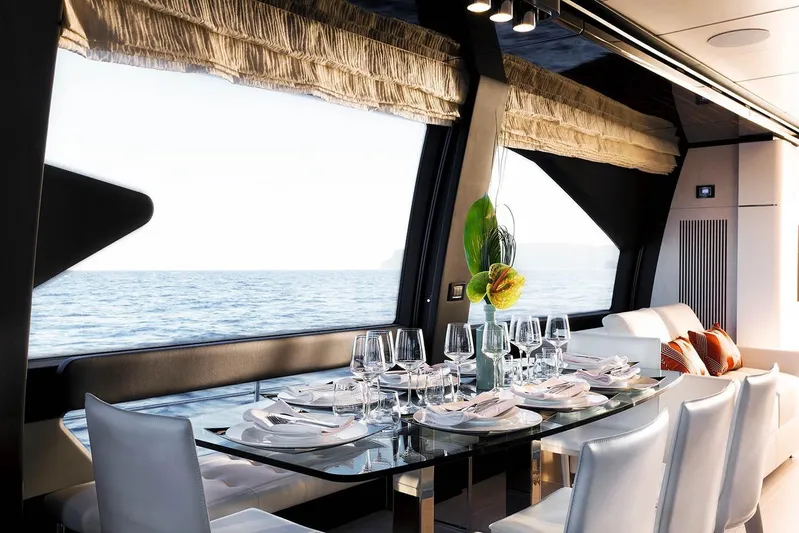  Yacht Photos Pics Manufacturer Provided Image