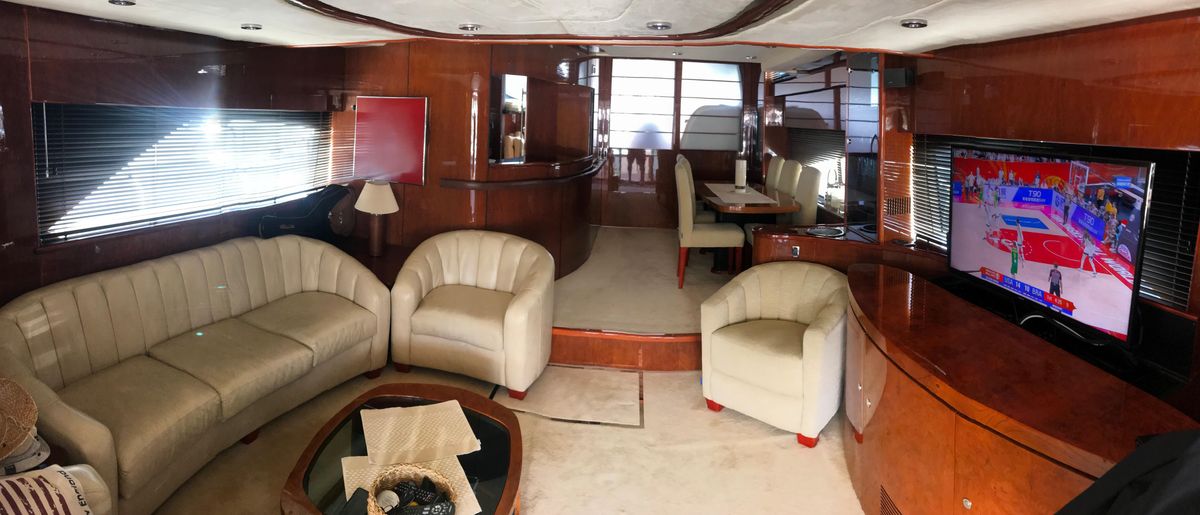 2006 Fairline 74 