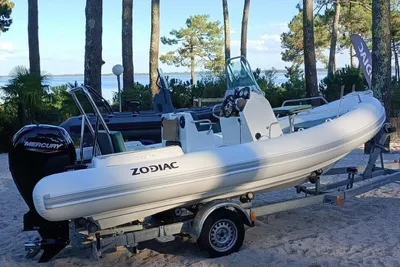 2024 Zodiac Medline 5.8